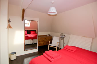 Gite in Normandy. Twin bedroom. 2 bedrooms. Sleeps 4.